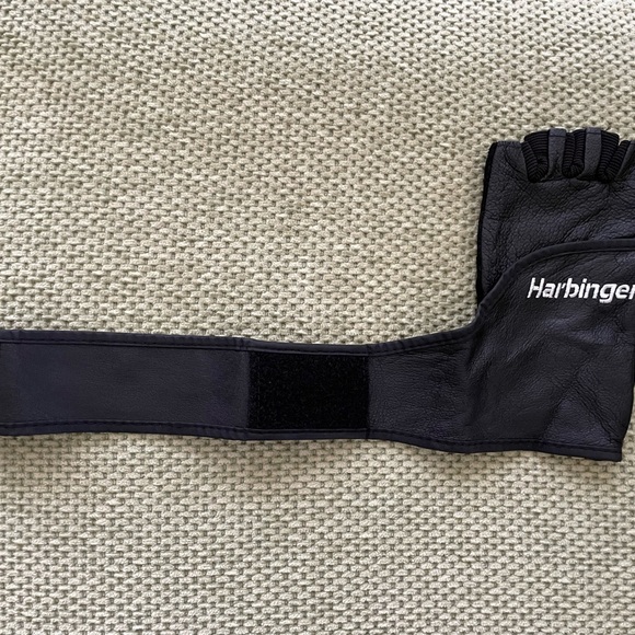Harbinger wrist wrap gloves - Picture 5 of 7